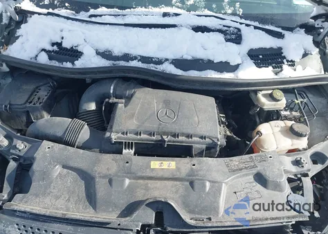 2016 Mercedes-Benz Metris z USA, uszkodzony, nr VIN WD3PG2EAXG3091093